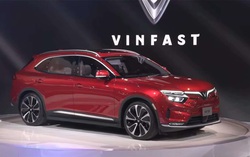 100 chiếc xe điện VinFast VF 8 đầu tiên chính thức bàn giao, lô xe quốc tế đã sẵn sàng