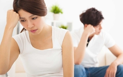 Chồng thất nghiệp vẫn đưa tiền cho vợ đều, biết lý do tôi sốc nặng