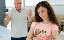 4 câu không nói, 4 việc không làm nếu muốn con thành tài