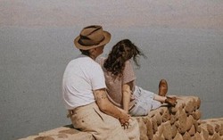 Hoài niệm không sai, nhưng đừng bao giờ để loại cảm xúc này trở thành 'ăn mày quá khứ'