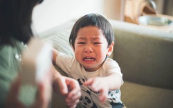 Trẻ có 5 thay đổi này có thể do bị bạo hành hoặc gặp vấn đề tâm lý
