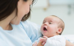Vì sao mẹ bỉm thường "mất trí nhớ" sau sinh và biện pháp khắc phục