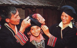 Món nợ đời người của dân tộc Dao