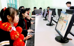 Giáo dục vùng cao "gồng mình" vì thiếu giáo viên tiếng Anh và Tin học
