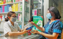 Thủ tướng yêu cầu đảm bảo thuốc, trang thiết bị y tế phục vụ khám chữa bệnh