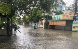 Mưa lớn, thủy điện xả lũ, nhiều nơi ở Nghệ An bị ngập sâu