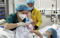 Những em bé chào đời vào thời khắc giao thừa 2023