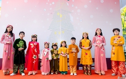 Dàn mẫu nhí rực rỡ sắc xuân với áo dài “Mơ hoa”