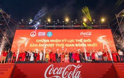 COCA-COLA® Việt Nam xác lập Kỷ lục “Bàn ăn Tết Việt có số gia đình tham gia đông nhất thế giới”