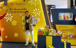 Gian hàng tương tác của TH thu hút hàng ngàn người cùng “Xoay nắp đón điều may”