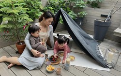 Mẹ dựng lều vải, biến sân thượng thành không gian vui chơi "cực chill" cho con gái