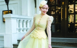 Quý cô đón nắng Xuân