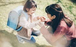 4 điều giúp con trở thành đứa trẻ hạnh phúc