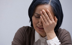 Mẹ tôi ngã quỵ khi nghe cuộc nói chuyện của con trai với vợ sắp cưới