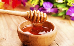 Hướng dẫn cách chữa táo bón bằng mật ong