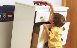 Thu hồi 17,3 triệu chiếc tủ ngăn kéo vì sự an toàn của trẻ