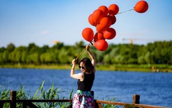 Trung Quốc: Phụ nữ mở tiệc ăn mừng coi ly hôn là "ngày hạnh phúc"