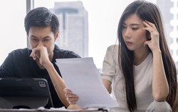 Vợ chồng có nên mở tài khoản ngân hàng chung không?