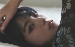 Không nhận ra chị gái Jisoo với kiểu makeup "hắc hóa"