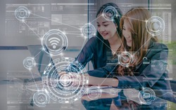 Đi từng ngõ, gõ từng nhà, hướng dẫn từng người sử dụng dịch vụ trên môi trường số