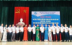 Hải Dương: Trao quyết định công nhận 16 hội viên danh dự là nam giới