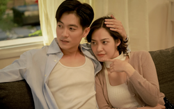 Nông Thúy Hằng đóng MV sau khi giành danh hiệu Á hậu quốc tế