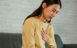 Thời tiết lạnh coi chừng bệnh tim mạch, bác sĩ cảnh báo 7 dấu hiệu dễ bị bỏ qua