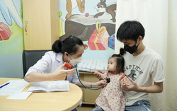 ​​​​Viêm đường hô hấp cấp 'vào mùa': Bác sĩ cảnh báo dấu hiệu bệnh đã có biến chứng