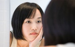 4 dấu hiệu cho thấy chị em có chức năng buồng trứng suy giảm 