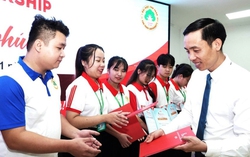 Acecook Happy Scholarship - Hành trình trao hạnh phúc đến hàng ngàn sinh viên