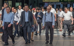 Karoshi - "căn bệnh chết người" của dân công sở Nhật Bản khiến nhà chức trách đau đầu