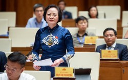 Tự chủ giáo dục để tăng lương cho giáo viên nhưng liệu có đẩy cái khó cho phụ huynh?