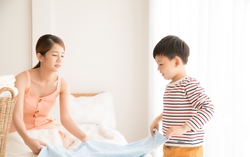 Chăm sóc cháu chồng 1 năm, tôi ức chế tột độ bởi câu nói của bố bé