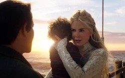 Nicole Kidman đẹp rạng ngời ở tuổi 56 trong phim mới