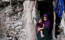 Phụ nữ Afghanistan đối mặt với cuộc khủng hoảng y tế trầm trọng