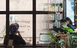 Tập hợp những quán cà phê được mệnh danh "xưởng deadline của người trẻ" tại TPHCM và Hà Nội