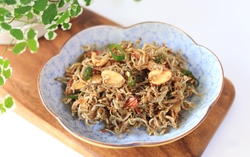 Cá cơm mà làm thế này thì vừa ngon lại để được cả tuần ăn cực kì tiện lợi!