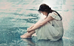 Thất tình ảnh hưởng sức khỏe thế nào và những nguy hiểm tiềm ẩn sau một "trái tim tan vỡ"
