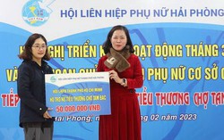 Hội LHPN Hải Phòng trao gần 150 triệu đồng hỗ trợ hội viên, phụ nữ thiệt hại trong vụ cháy chợ Tam Bạc