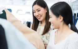 Biết lý do anh trai mua quà đắt tiền tặng bố vợ, tôi mừng cho anh
