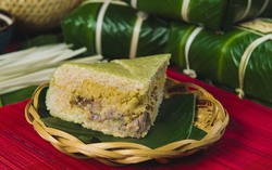 Cảnh báo: Nguy hiểm khi ăn bánh chưng bị mốc