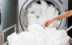 4 sai lầm chị em thường mắc phải khi giặt ga trải giường