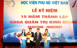 15 năm mang kiến thức quản trị kinh doanh đến với các bạn trẻ