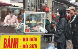 Chuyện tình đẹp của đôi vợ chồng già bán bánh bò dừa