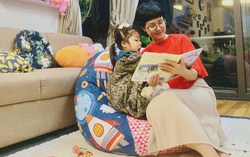 Bén duyên nghề may vá, mẹ làm loạt đồ hữu ích cho sự phát triển toàn diện của con
