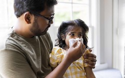 Những điều cần biết về xu hướng và triệu chứng theo mùa của virus RSV