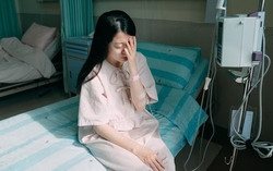 Cô gái suýt mù vì dụi mắt, bác sĩ nhắc nhở việc cần làm khi giao mùa