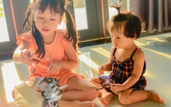 Chẳng phải mua đồ chơi đắt tiền, mẹ chỉ cần để tâm giáo dục sớm cho con