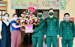 Ấn tượng câu lạc bộ “Phụ nữ với chiến sĩ quân hàm xanh” 