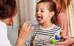 Bị viêm VA không nên uống gì?